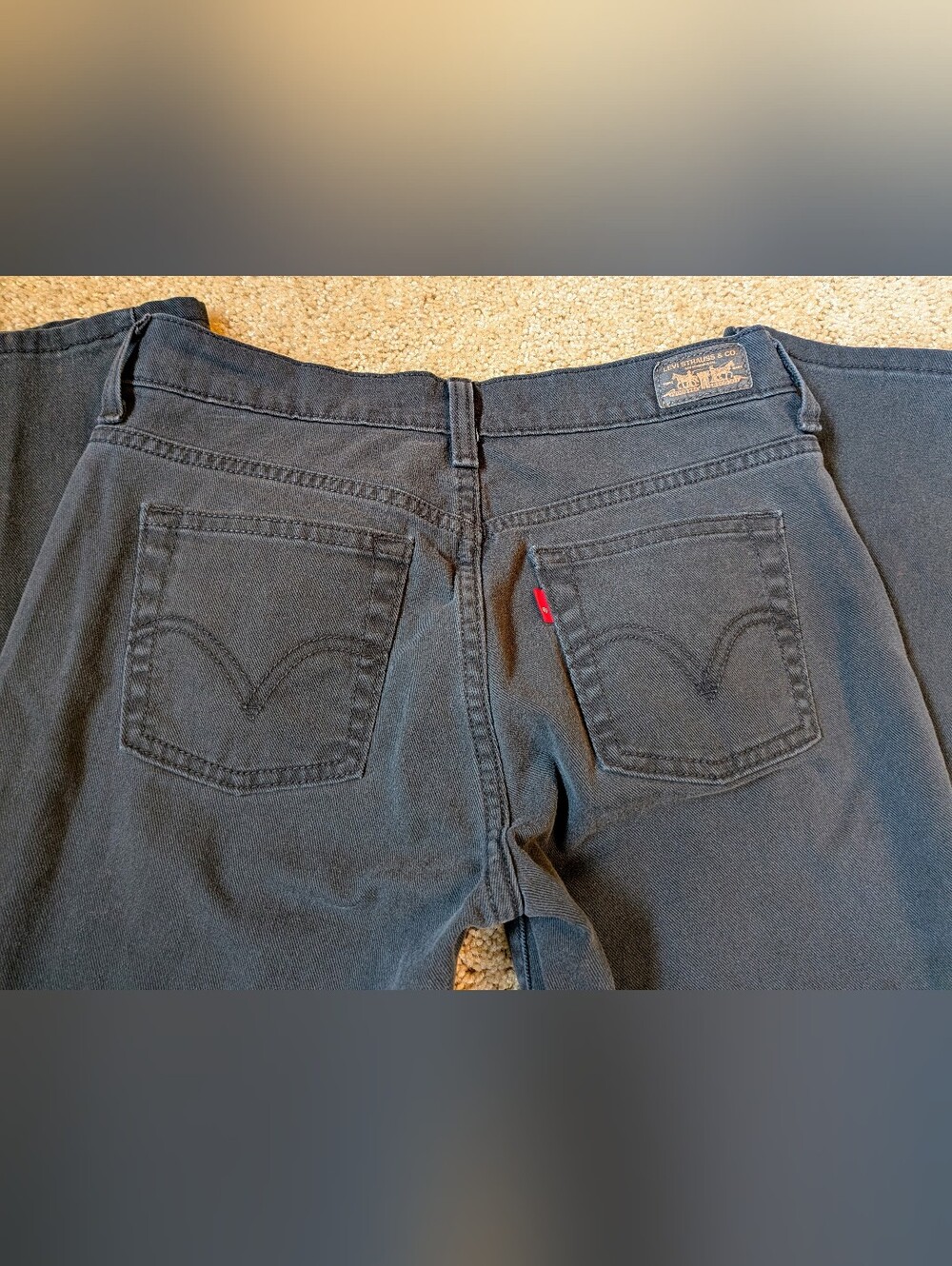 Levi's 505 Straight Leg Light Black Women's Jeans in Size 2